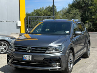 Volkswagen Tiguan foto 1