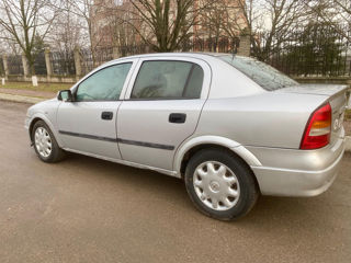 Opel Astra foto 3