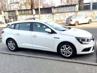 Renault Megane фото 0