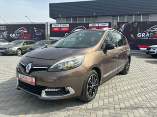 Renault Grand Scenic foto 2