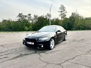 BMW 5 Series foto 2