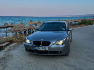 BMW 5 Series foto 3