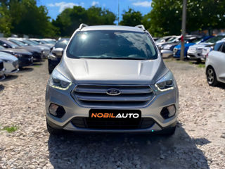 Ford Kuga foto 3