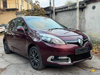 Dezmembrare Renault Scenic 3 Motor 1.2 TCE