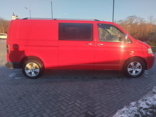 Volkswagen Transporter foto 2