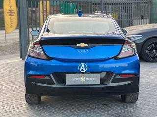 Chevrolet Volt фото 2