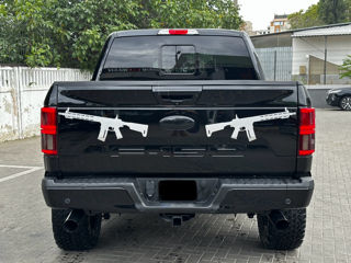 Ford F-150 foto 8