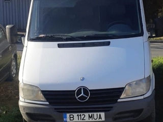 Mercedes sprinter  cdi 2.2 motor cutie most punte spate far foto 1