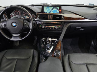 BMW 3 Series foto 4