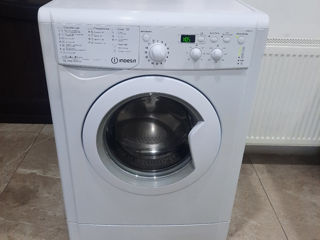 Indesit lucriaza bine