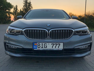 BMW 5 Series foto 2