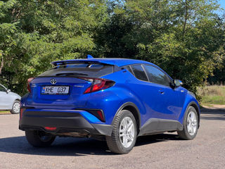 Toyota C-HR foto 6