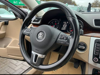 Volkswagen Passat foto 4