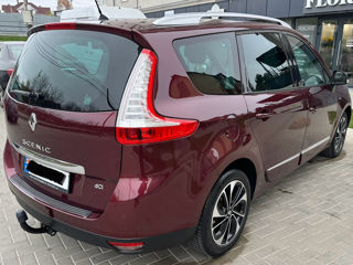 Renault Grand Scenic foto 2