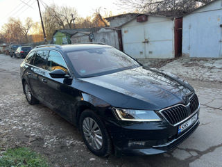 Skoda Superb foto 4