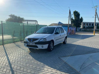 Dacia Logan foto 3