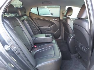 KIA Optima foto 13