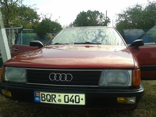 Audi 100 foto 4