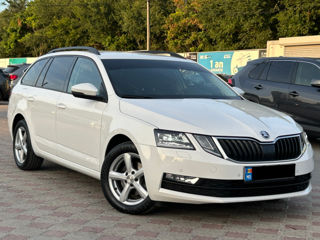 Skoda Octavia foto 5