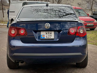 Volkswagen Jetta foto 6