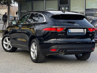 Jaguar F-PACE foto 5