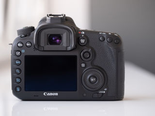 Canon EOS 7D Mark II Bălți