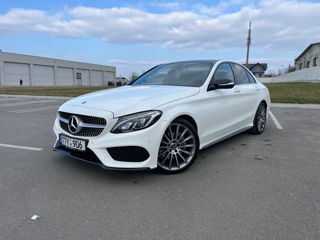 Mercedes C-Class foto 2