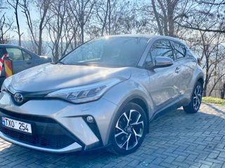 Toyota C-HR foto 3