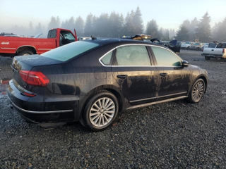 Volkswagen Passat foto 3