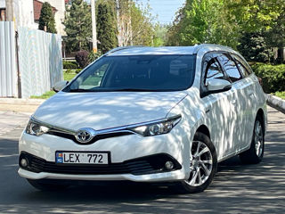 Toyota Auris foto 3