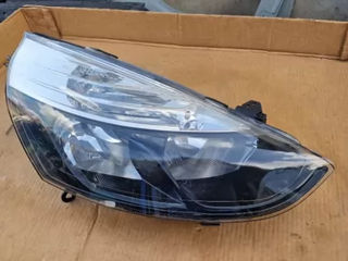 Far dreapta halogen clio 4 2012 2013 2014 2015 2016 cod 260106961R foto 1