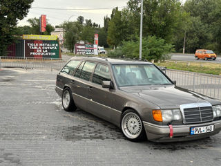 Mercedes Series (W124) foto 5