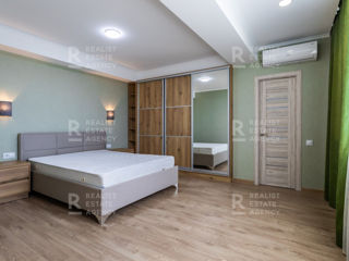 Apartament cu 3 camere, 110 m², Ciocana, Chișinău foto 16