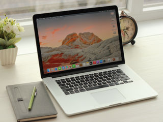 MacBook Pro 15 2015 (Core i7 8x3.4GHz/16Gb Ram/512Gb SSD/15.4" Retina IPS) foto 2