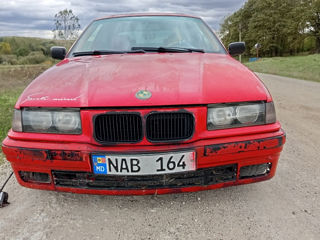 BMW 3 Series foto 1