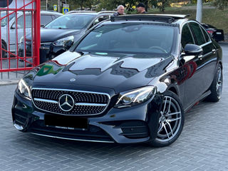 Mercedes E-Class foto 1