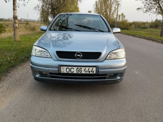 Opel Astra foto 4