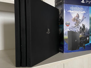 Playstation 4 Pro foto 4