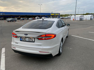 Ford Fusion foto 7