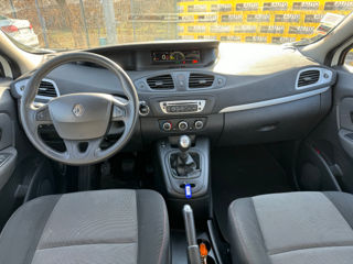 Renault Scenic foto 8