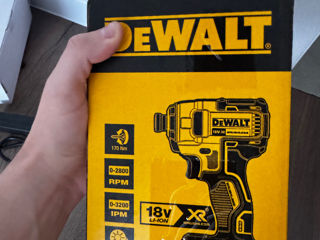 Dewalt  impact DC787N foto 3