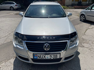 Volkswagen Passat foto 1