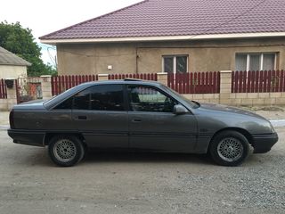 Opel Omega foto 5