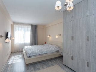 Apartament cu 4 camere, 140 m², Centru, Chișinău foto 5