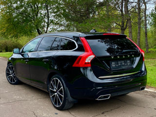 Volvo V60 foto 3