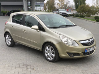 Opel Corsa foto 2