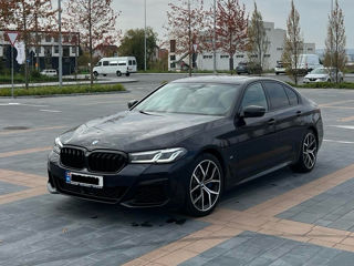 BMW 5 Series foto 2