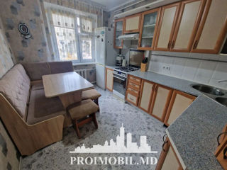 Apartament cu 3 camere, 75 m², Botanica, Chișinău foto 4