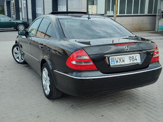 Mercedes E-Class foto 3