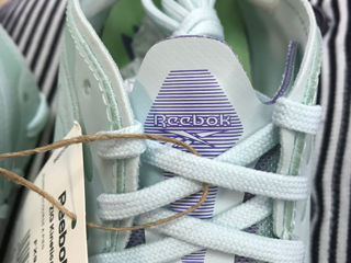 Reebok original. Не подошёл размер. Новые. foto 2